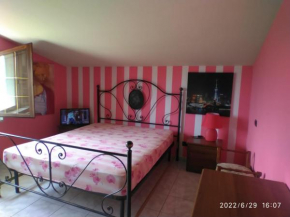 CorfiniumRoseHouse